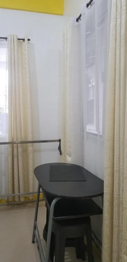 Innsite Room Rentals Pasay Exterior foto